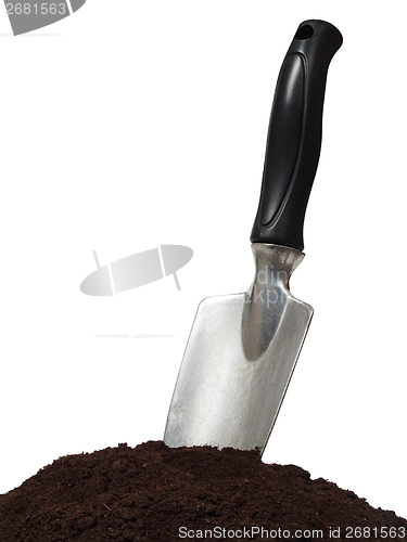 Image of Trowel and earth