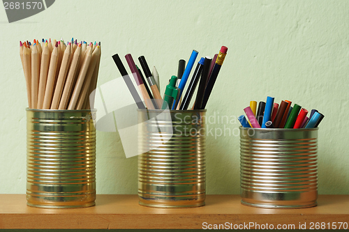 Image of Upcycling, Writing Accessories in Tin Can