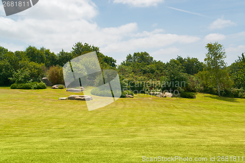 Image of idyllic summertime scenery