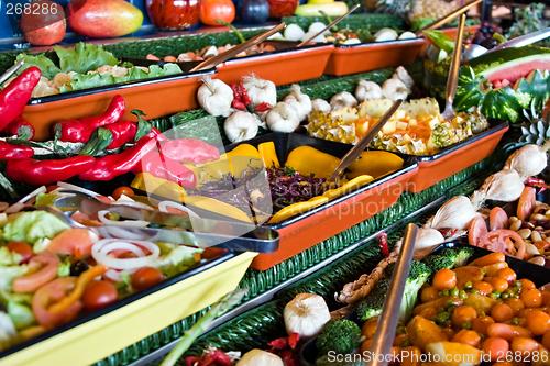 Image of healthy salads