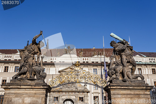 Image of statue on entrance to Prague castle