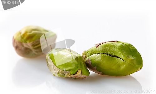 Image of pistachios on a white background