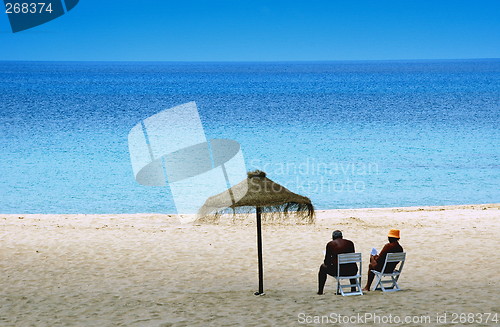 Image of couple in the beach