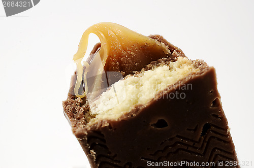 Image of half a chocolate bar with caramel 