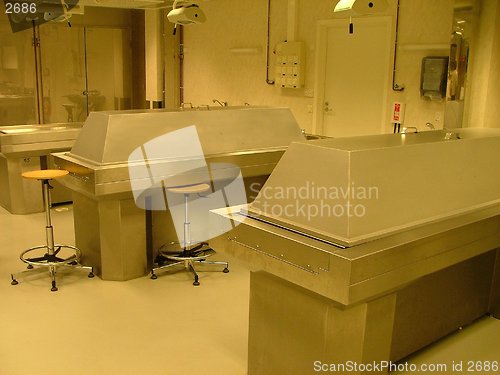 Image of autopsy room in a medical faculty