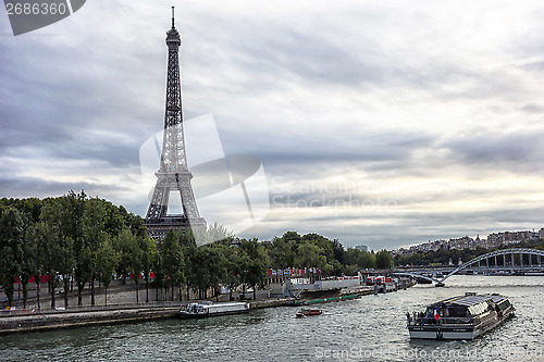 Image of Eiffel tower