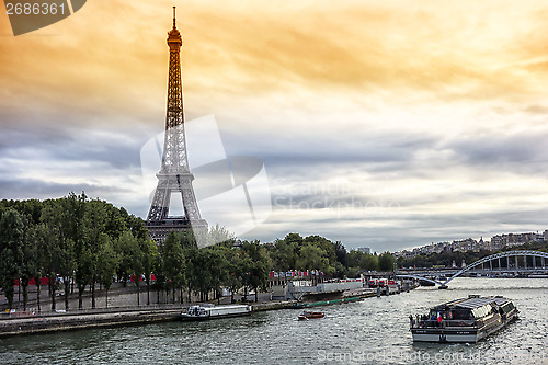 Image of Eiffel tower