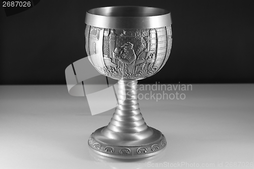 Image of Wine goblet in black and white