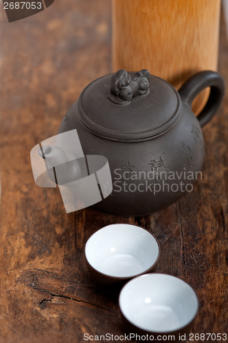 Image of chinese style pot and cups 