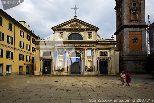 Image of   sky cloud column at top in old church in the center of varese 