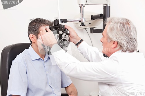 Image of Optometrist Doing Sight Testing