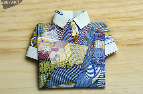 Image of Banknote folded as a shirt