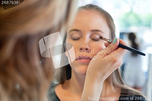 Image of Beautician Applying Eye Make Up