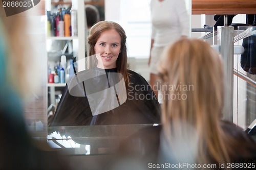 Image of Women at Beauty Salon