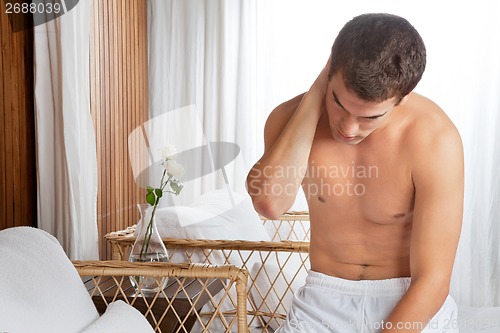 Image of Shirtless Man With Neckpain