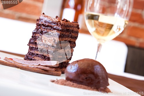 Image of Chocolate Sponge Dessert