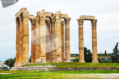 Image of Temple of Olympian Zeus in Athens