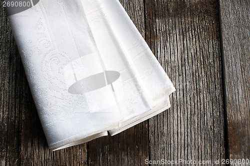 Image of White cloth napkins