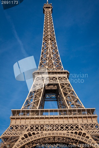 Image of Eiffel Tower in Paris