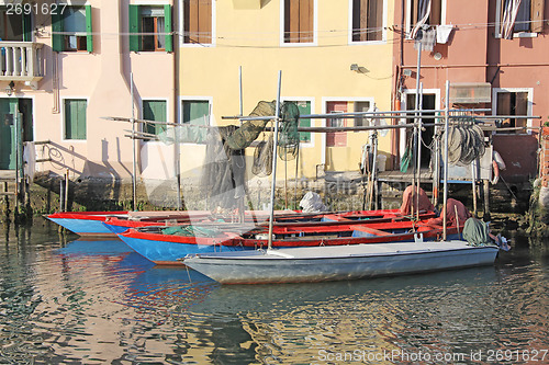 Image of three boat