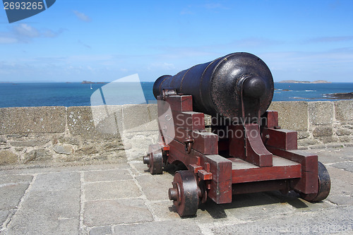 Image of medieval cannon