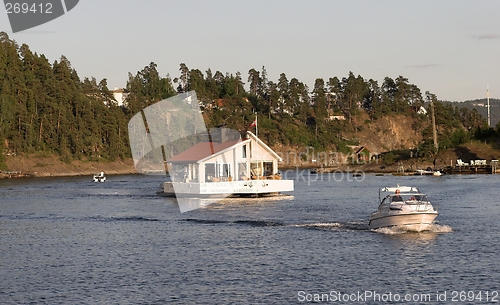 Image of Houseboat