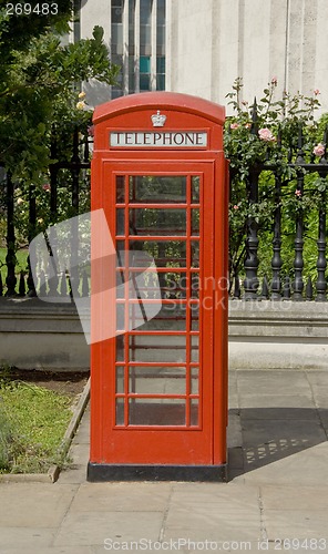 Image of Red phone box