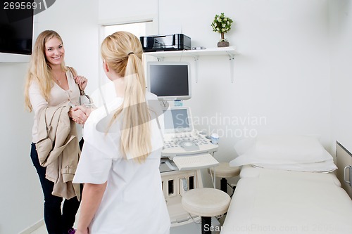 Image of Pregnant woman in Ultrasound Clinic