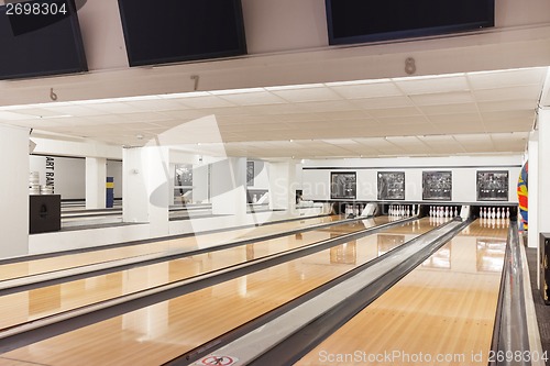 Image of Empty Bowling Club