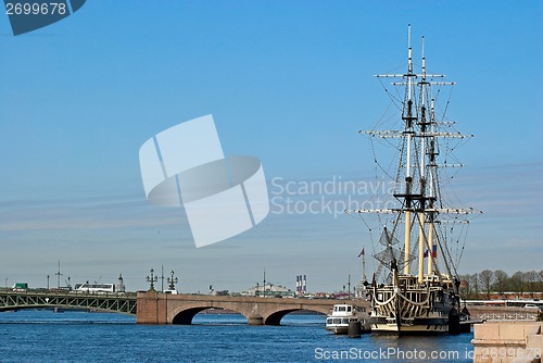 Image of Bridge and the schooner.