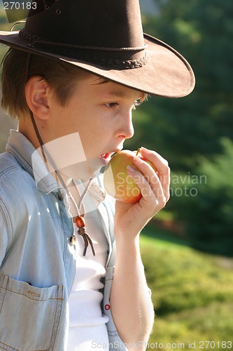 Image of Healthychoices - child eating apple