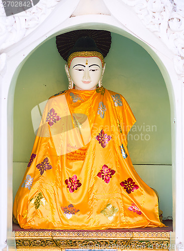 Image of Buddha image at the Shwedagon Pagoda