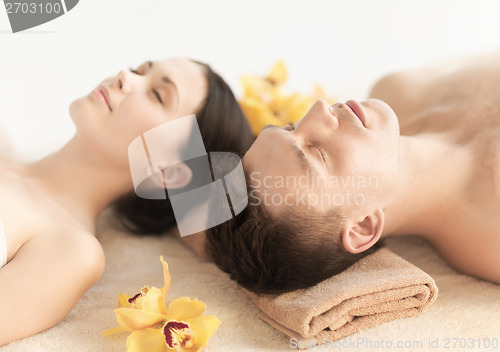 Image of couple in spa