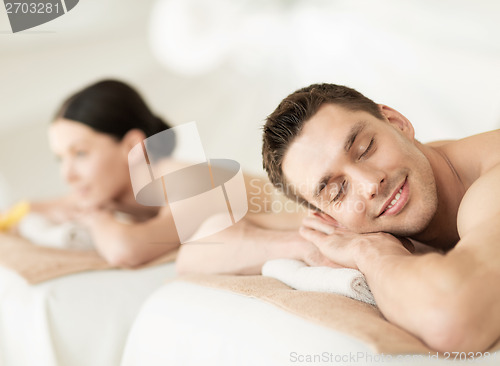 Image of couple in spa