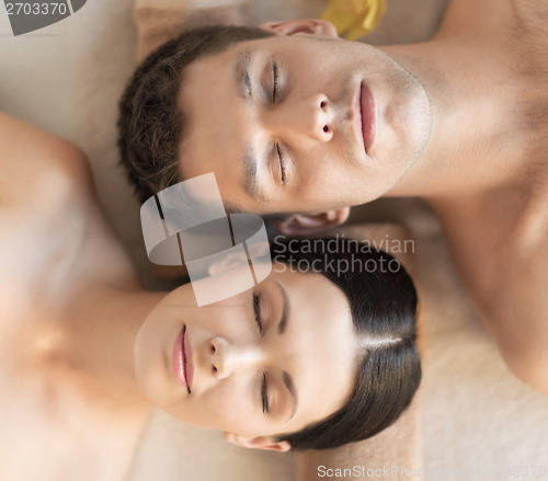 Image of couple in spa