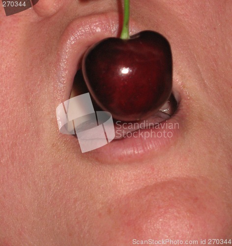 Image of Eating cherrys