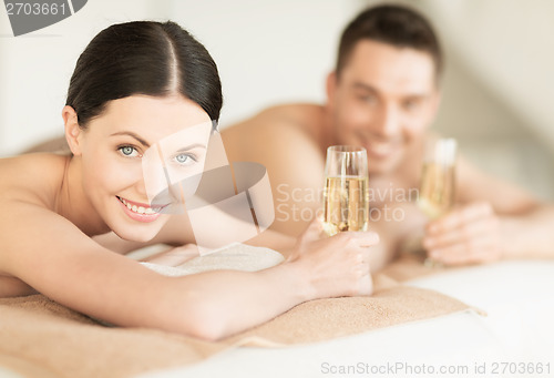 Image of couple in spa