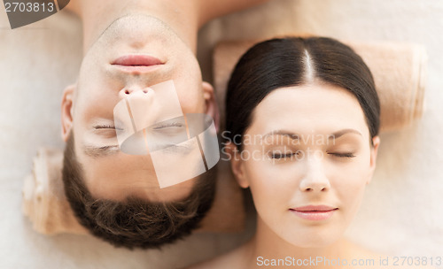 Image of couple in spa