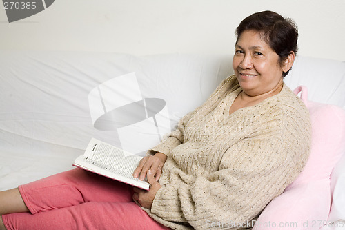 Image of Senior Reading