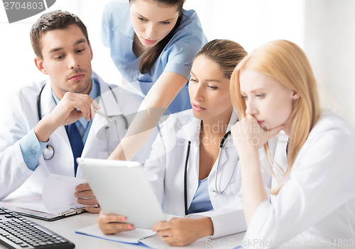 Image of team or group of doctors working