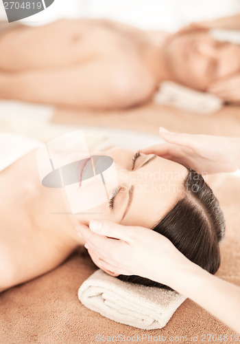 Image of couple in spa