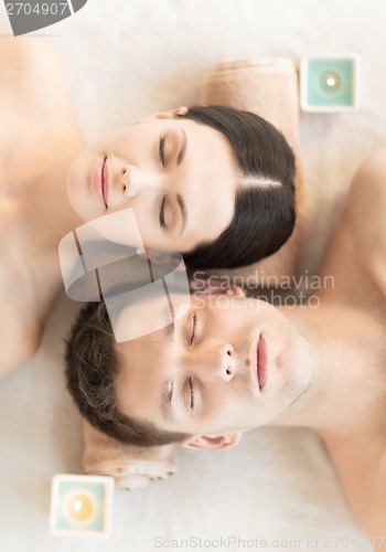 Image of couple in spa