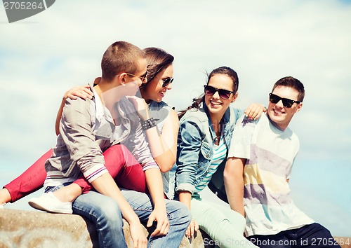 Image of group of teenagers hanging out