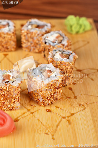 Image of sesame sushi rolls