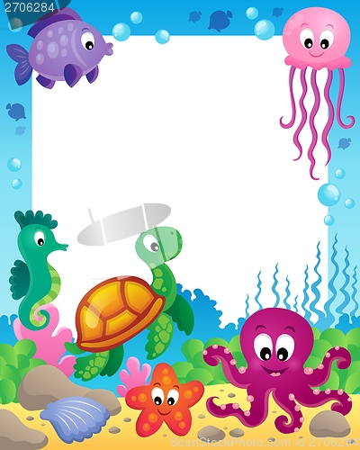 Image of Frame with underwater animals 3