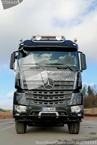 Image of Mercedes-Benz Arocs 3263 Timber Truck