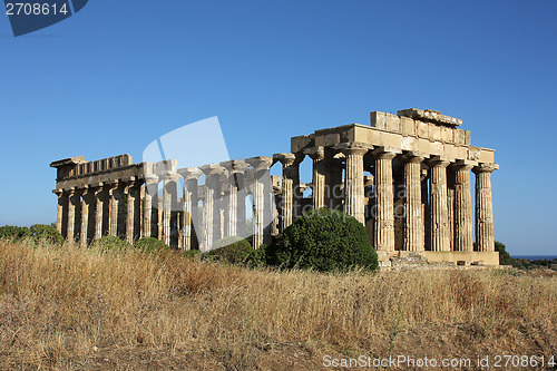 Image of Greek temple