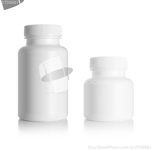 Image of Blank medicine bottle