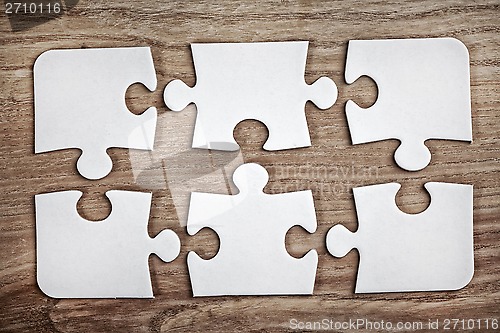 Image of puzzle pieces