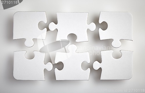 Image of puzzle pieces
